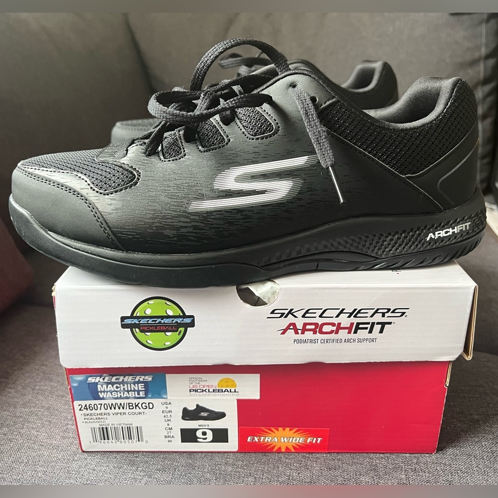 Men’s Skechers Viper Court Pickleball shoes (Size 9, Extra Wide) Black/Gold - Picture 1 of 4